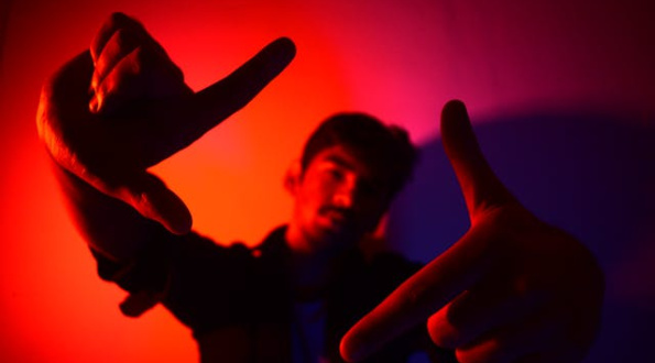 „Mokslo dvikova“. Ar žmonės iš prigimties savanaudžiai?