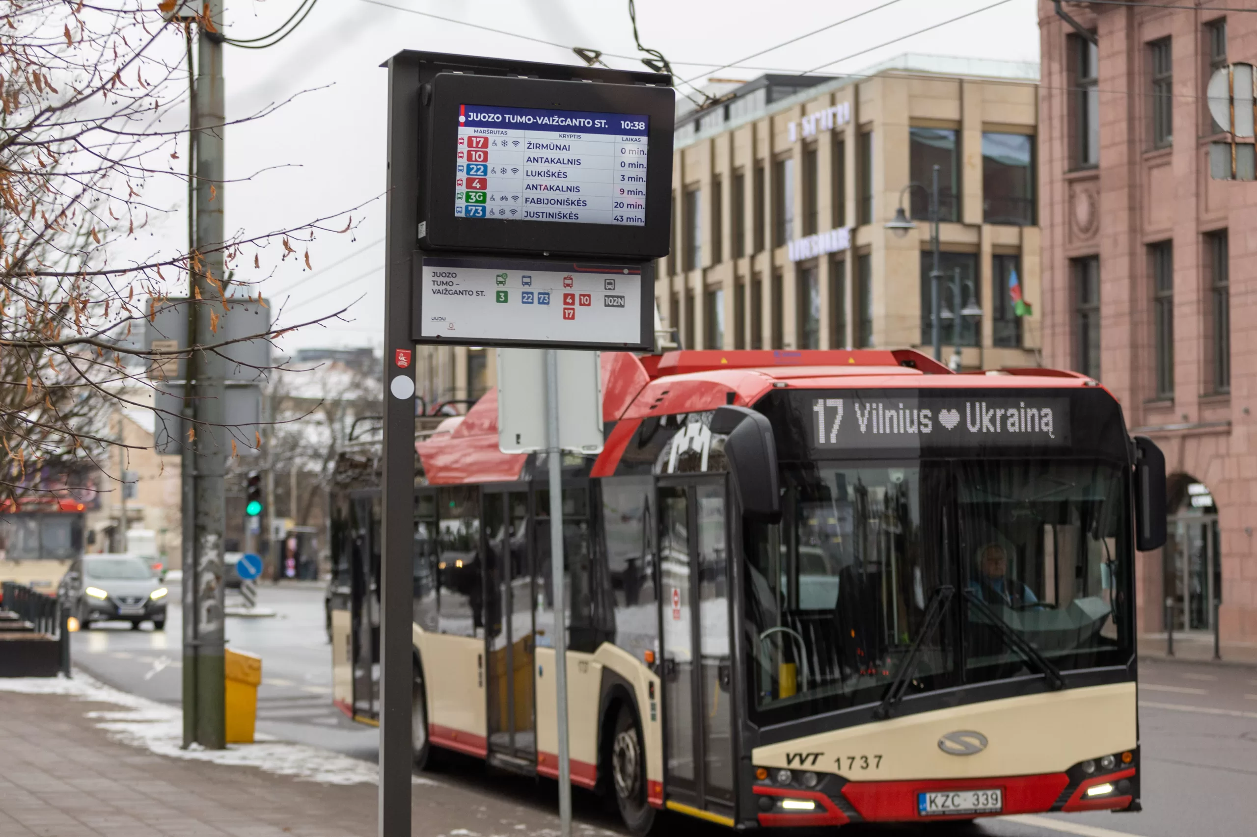 Viešojo transporto bilietų kainų kilimas Vilniuje: protestai, peticijos ir pokyčiai