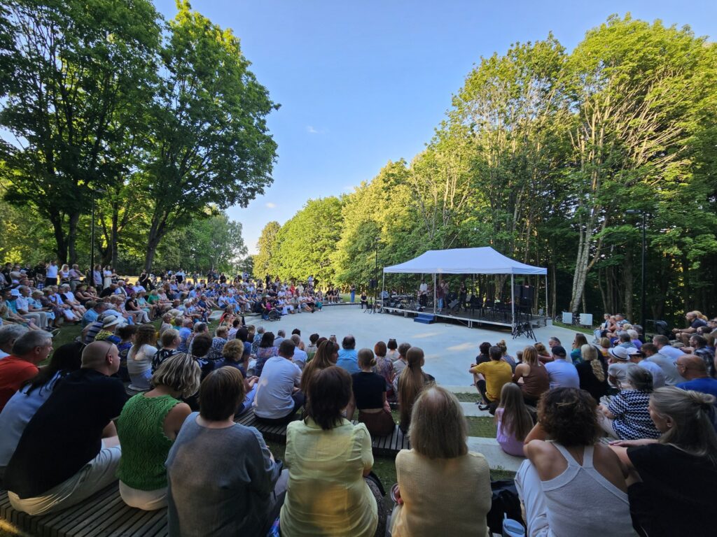 Elektroninės muzikos festivalis Gargždų parke kviečia ne tik švęsti, bet ir kurti!