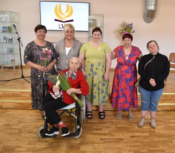 Namai, pro kuriuos praeiname kasdien